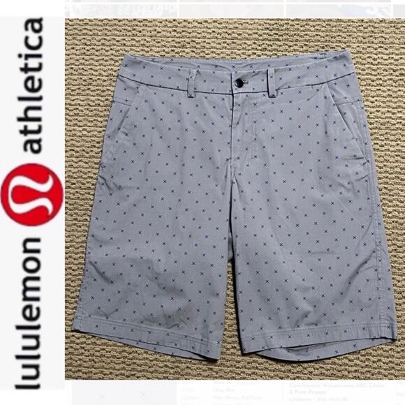 Lululemon Mens Size 34 Gray Shorts Blue X Pattern Flat Front Chino Shorts - Picture 1 of 12